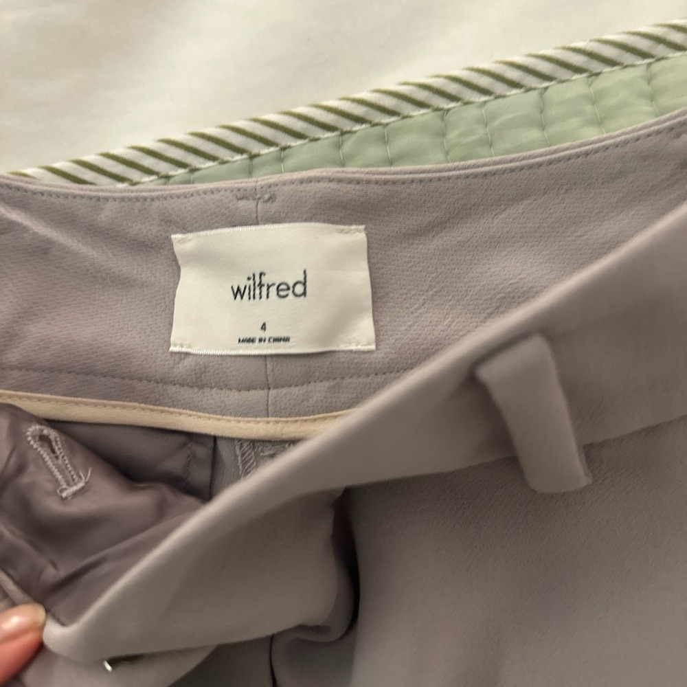 Women’s Lavendar Pants with Belt - Picture 2 of 2